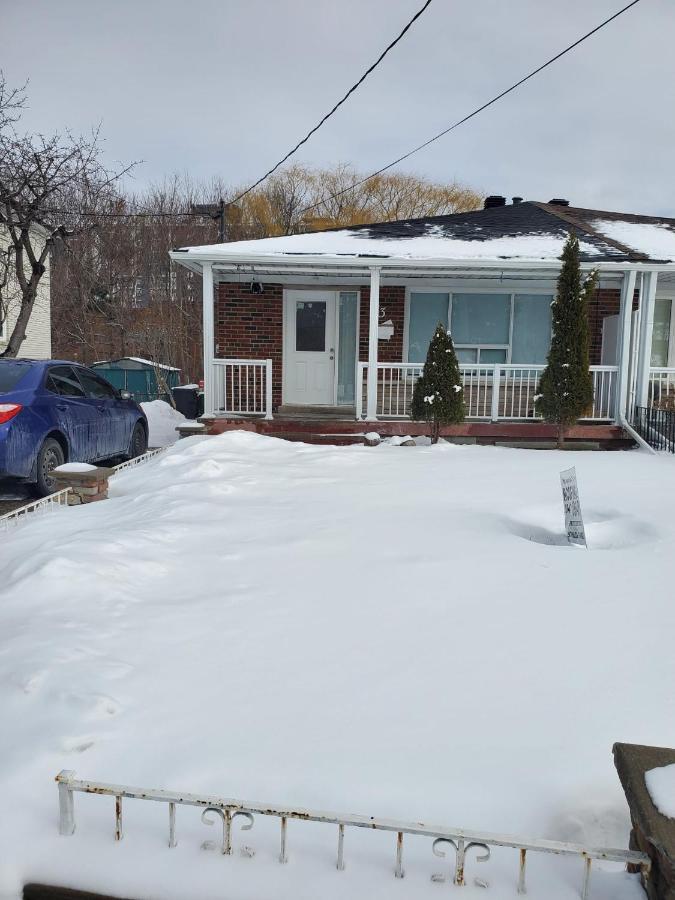 Maxwell Esabu Apartamento Toronto Exterior foto