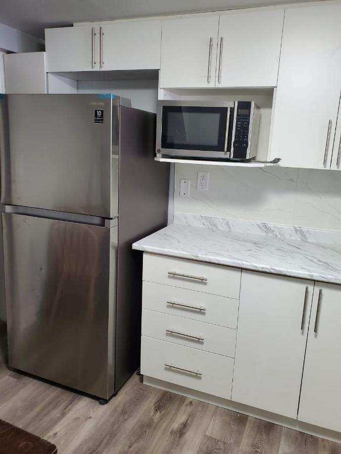 Maxwell Esabu Apartamento Toronto Exterior foto