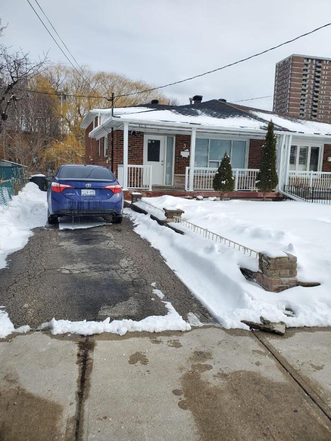 Maxwell Esabu Apartamento Toronto Exterior foto