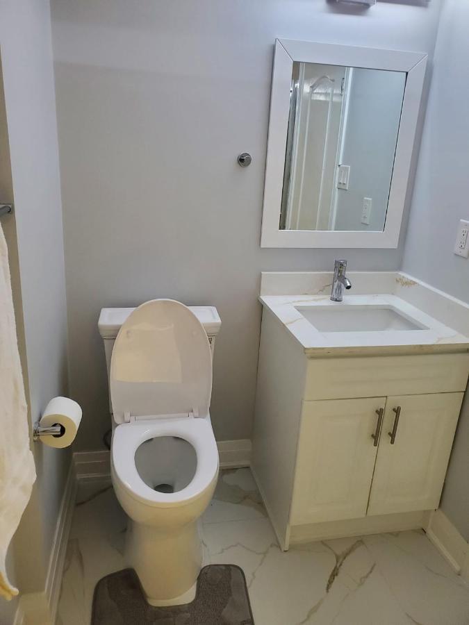Maxwell Esabu Apartamento Toronto Exterior foto